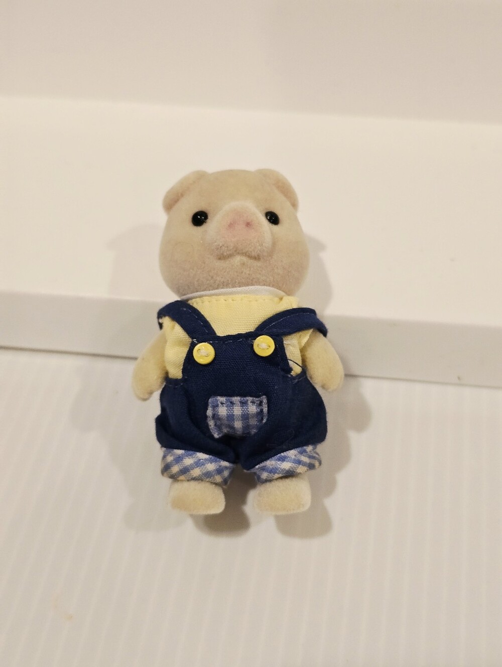 Vintage Epoch Sylvanian Families Calico Critters Pig Boy Brother Figure - Picture 5 of 5